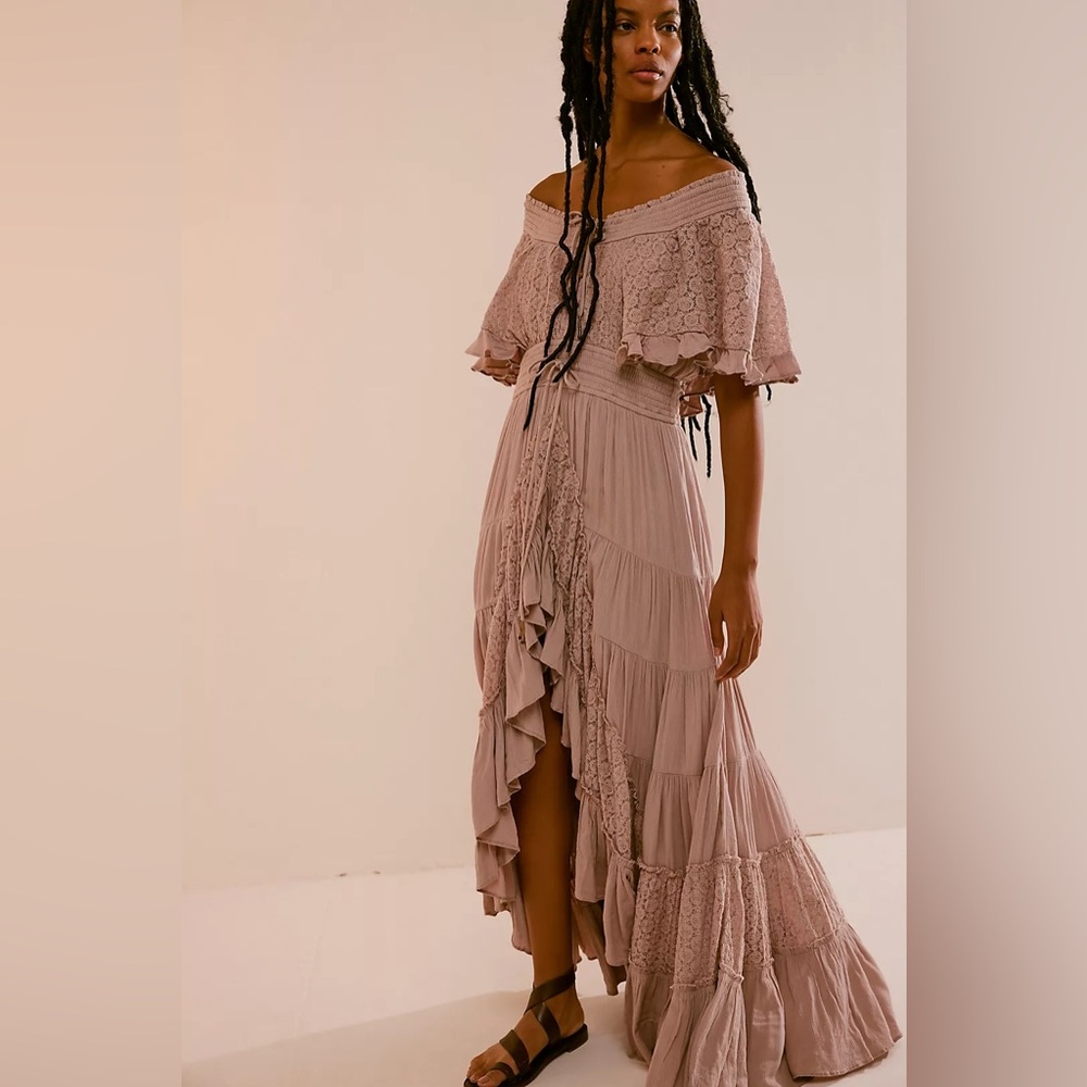 FREE PEOPLE Dancing On Air Maxi Elegant Lace Off-Shoulder Dress, Mauve Cashmere